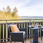 Bergwiese I Balkon I Aufzug I Stellplatz דירה