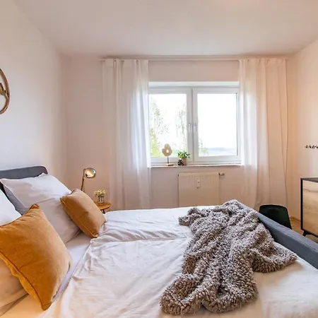 Lejlighed Bergwiese I Balkon I Aufzug I Stellplatz *