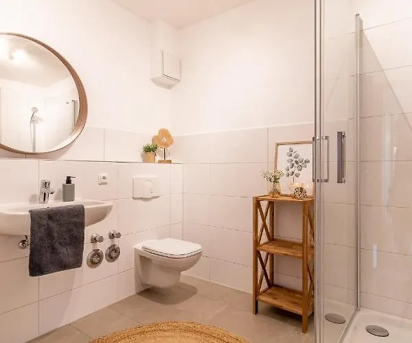 Bergwiese I Balkon I Aufzug I Stellplatz Apartamento